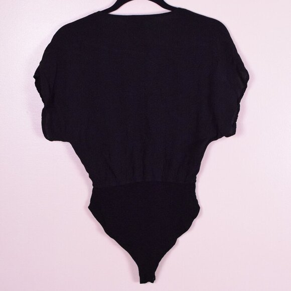 Women's Forever 21 Black Woven Flutter Sleeve Deep V-Neck Bodysuit - Size S - Picture 5 of 5